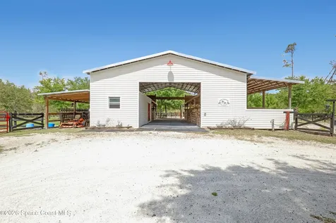 32801 Us Highway 441 Okeechobee FL 34972