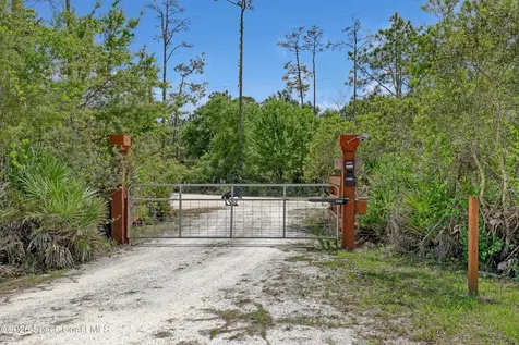 32801 Us Highway 441 Okeechobee FL 34972