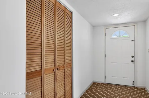 956 Waialae Circle NE Palm Bay FL 32905