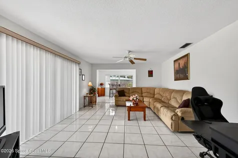 956 Waialae Circle NE Palm Bay FL 32905
