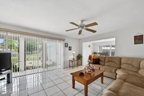 956 Waialae Circle NE Palm Bay FL 32905