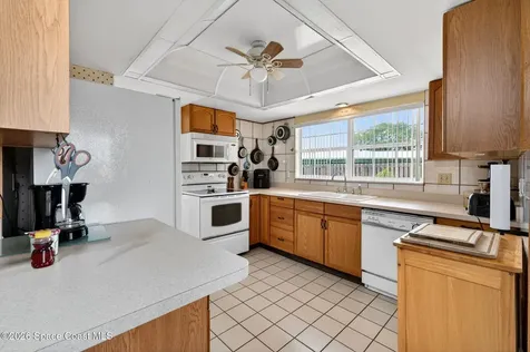 956 Waialae Circle NE Palm Bay FL 32905