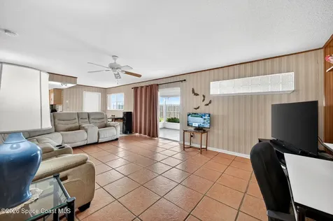956 Waialae Circle NE Palm Bay FL 32905