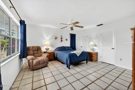 956 Waialae Circle NE Palm Bay FL 32905