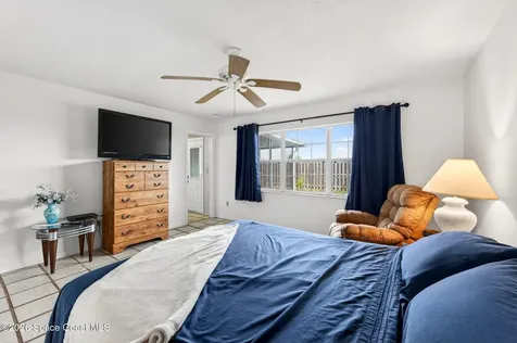 956 Waialae Circle NE Palm Bay FL 32905