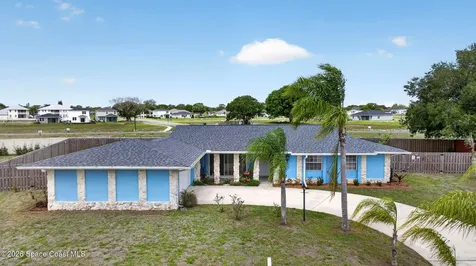 956 Waialae Circle NE Palm Bay FL 32905