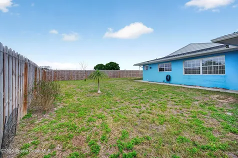956 Waialae Circle NE Palm Bay FL 32905