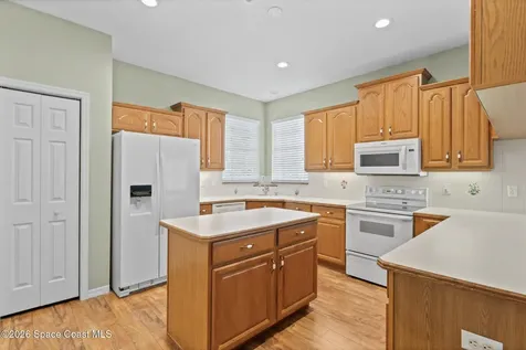 3740 Fox Lake Road Titusville FL 32796