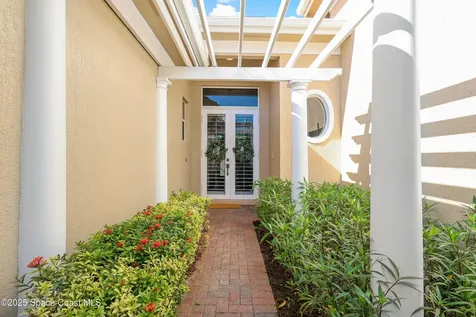 1224 River Reach Drive Vero Beach FL 32967