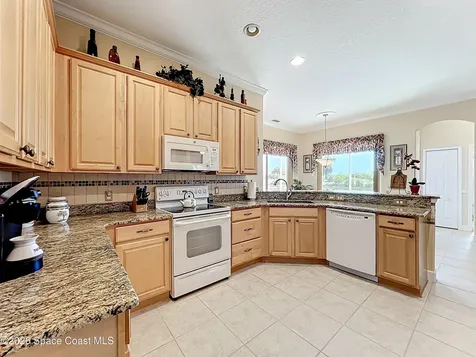 2941 Camberly Circle Melbourne FL 32940
