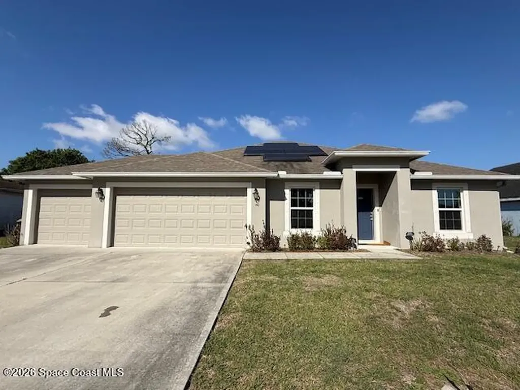 140 Nadell Avenue NW Palm Bay FL 32907