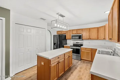 3325 Burdock Avenue Melbourne FL 32904