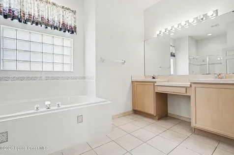 5761 Newbury Circle Melbourne FL 32940