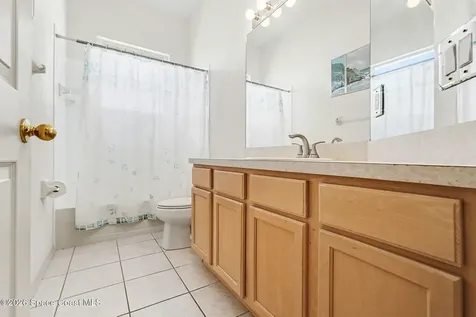 5761 Newbury Circle Melbourne FL 32940