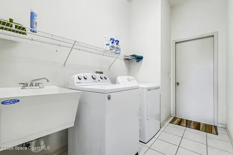 5761 Newbury Circle Melbourne FL 32940