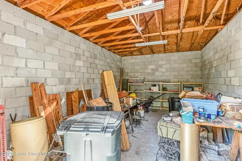 693 W Pine Road Melbourne Village FL 32904