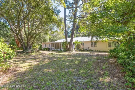 693 W Pine Road Melbourne Village FL 32904