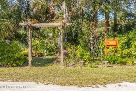 693 W Pine Road Melbourne Village FL 32904