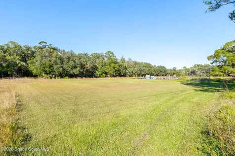 693 W Pine Road Melbourne Village FL 32904