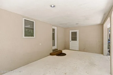 693 W Pine Road Melbourne Village FL 32904