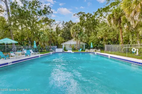 693 W Pine Road Melbourne Village FL 32904