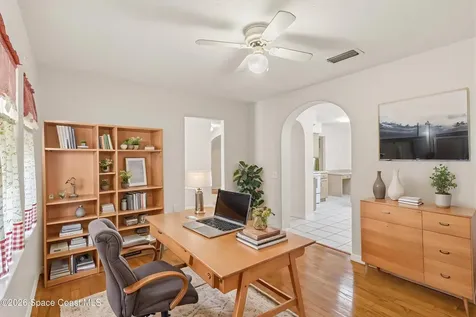 693 W Pine Road Melbourne Village FL 32904
