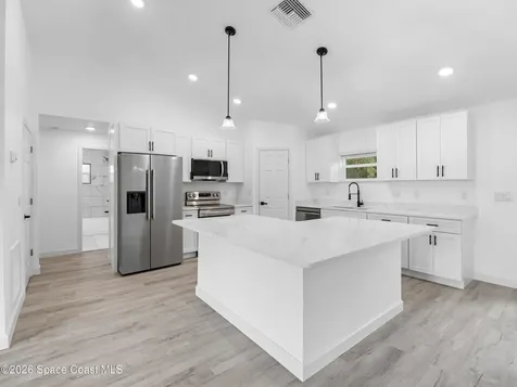 2829 Warren Street Mims FL 32754