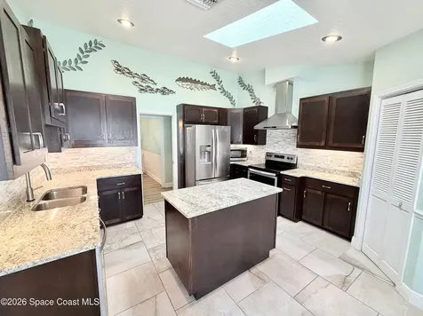107 Windward Way Indian Harbour Beach FL 32937