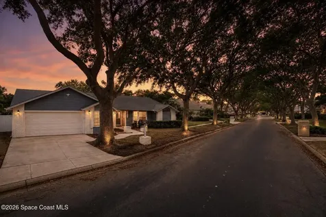 107 Windward Way Indian Harbour Beach FL 32937