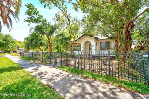 1318 S Park Avenue Sanford FL 32771