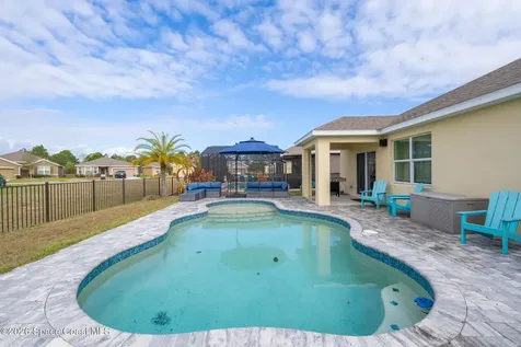 3634 Sandhill Crane Circle Mims FL 32754