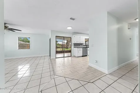 313 Harvey Avenue NE Palm Bay FL 32907