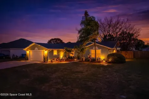 313 Harvey Avenue NE Palm Bay FL 32907