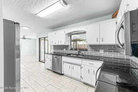 313 Harvey Avenue NE Palm Bay FL 32907