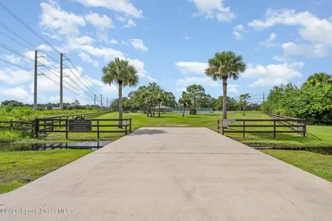 8528 Horseshoe Avenue Palm Bay FL 32909
