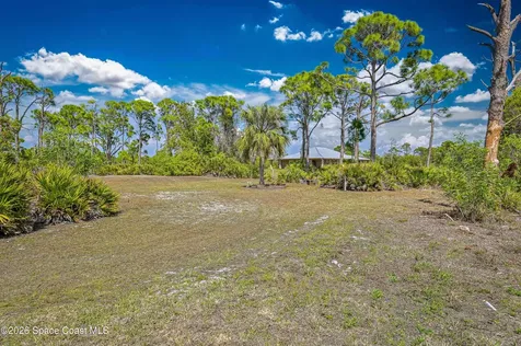 4220 Pinetree Boulevard St James City FL 33956