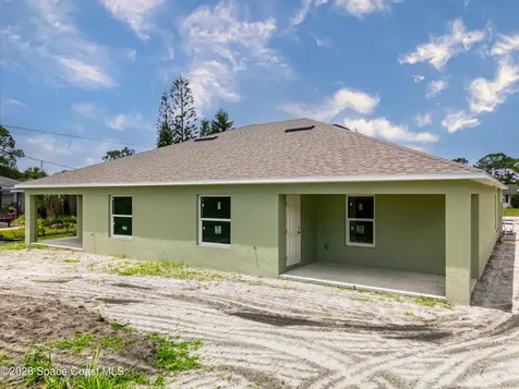 1167 Schumann Drive Sebastian FL 32958