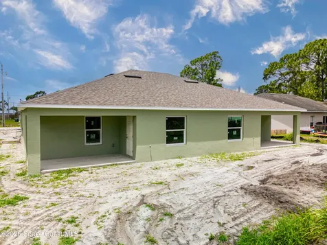1167 Schumann Drive Sebastian FL 32958