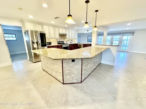 425 Penguin Drive Satellite Beach FL 32937