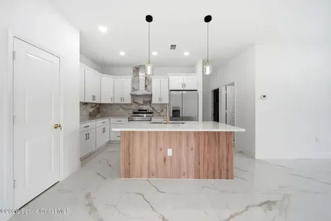 2180 Cogan Drive SE Palm Bay FL 32909