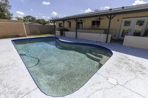 506 20th Court Vero Beach FL 32962