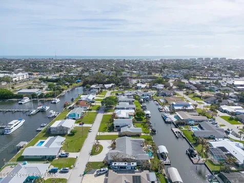 511 Eleuthera Lane Indian Harbour Beach FL 32937