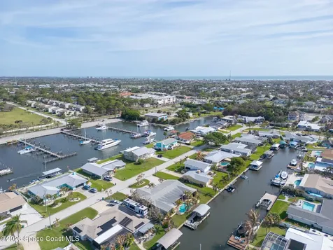 511 Eleuthera Lane Indian Harbour Beach FL 32937