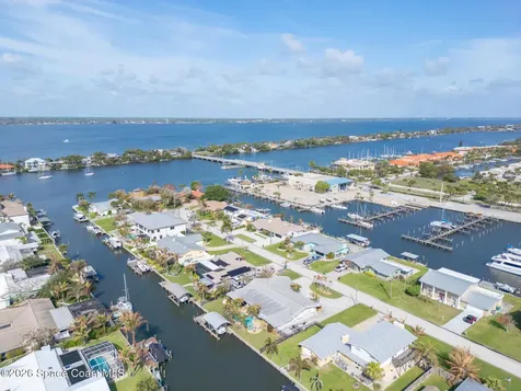 511 Eleuthera Lane Indian Harbour Beach FL 32937