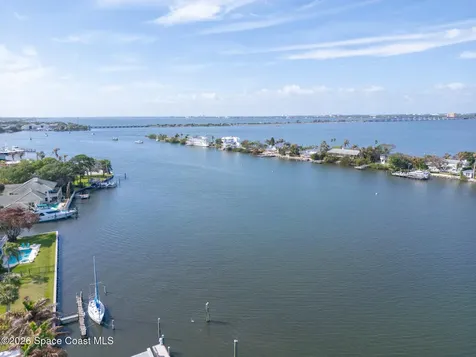 511 Eleuthera Lane Indian Harbour Beach FL 32937
