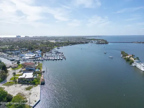 511 Eleuthera Lane Indian Harbour Beach FL 32937
