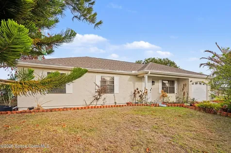 901 Gannet Avenue NW Palm Bay FL 32907