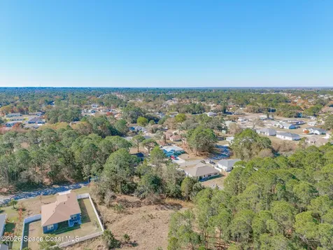 825 Doverbrook Road NW Palm Bay FL 32907