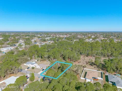 825 Doverbrook Road NW Palm Bay FL 32907
