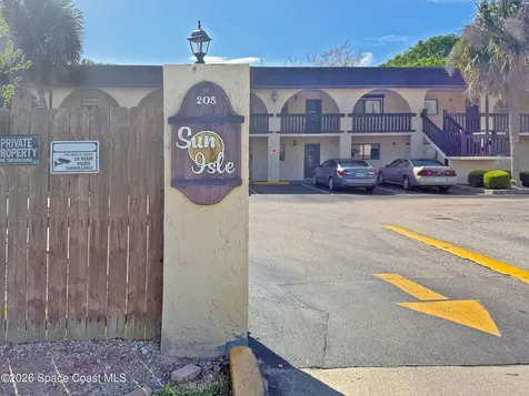 205 Palmetto Avenue Merritt Island FL 32953